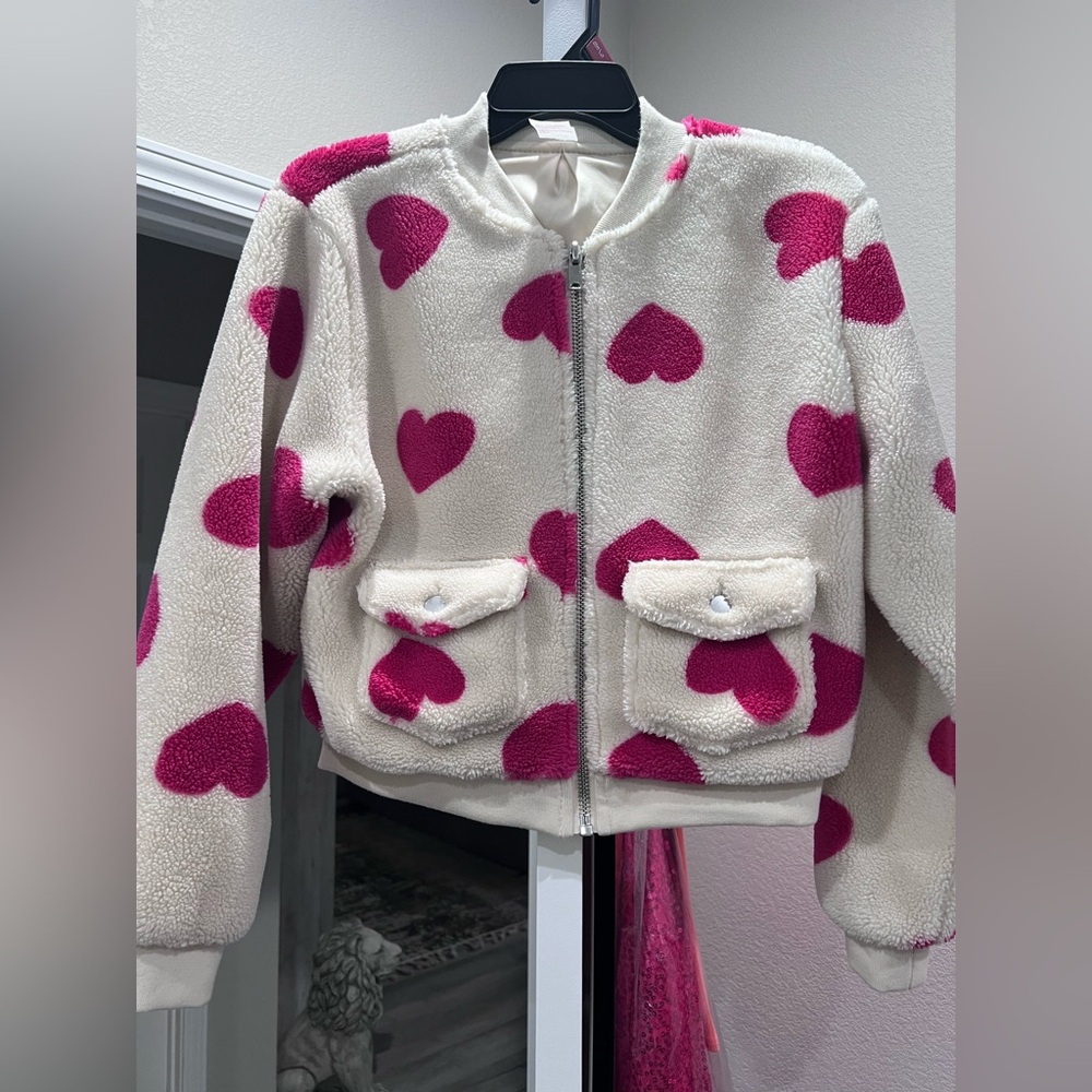 Valentines Cropped Cream Pink heart Fleece Jacket
